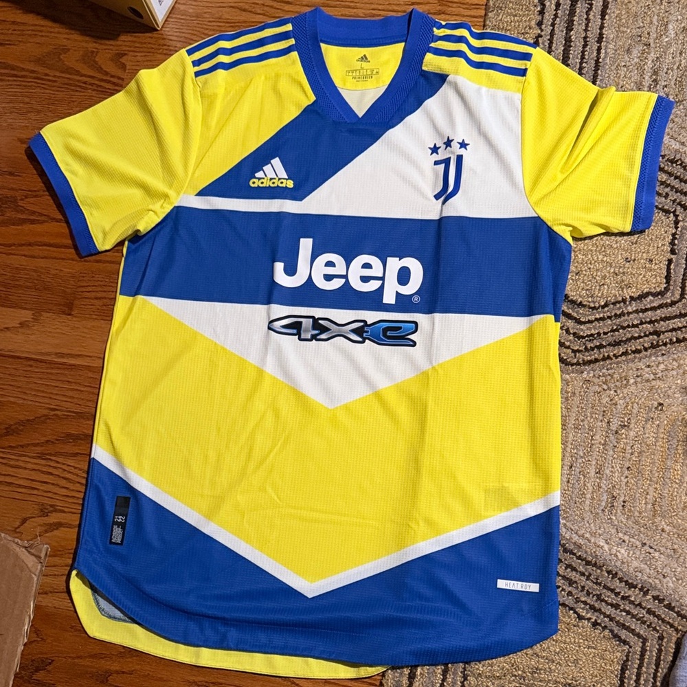 Adidas Jeep logo Men's Authentic Jersey Juventus Turin  Large LIKE NEW